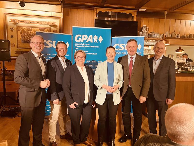 Gesundheitsministerin Judith Gerlach zu Gast in Ro&szlig;tal. Foto: Privat